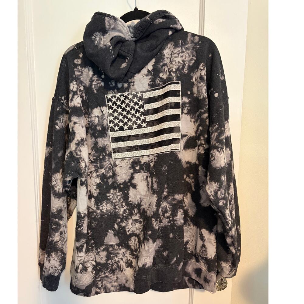 The Nu Vintage Womens XL USA Flag Zip Hoodie Bleach Tie Dye Made in USA